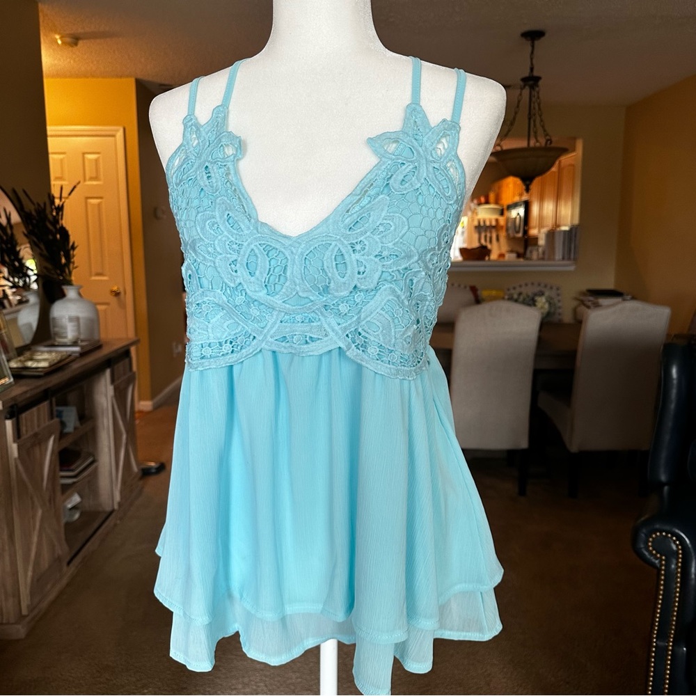 NWT Feager Flowy Lace Adjustable Strap Tank Top Light Blue Sz XL